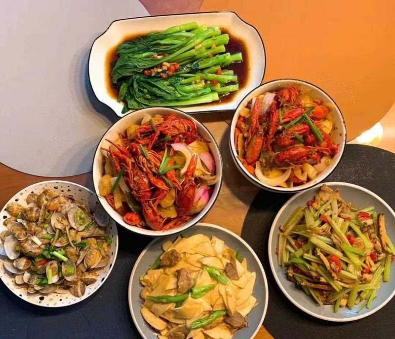 高港区团餐